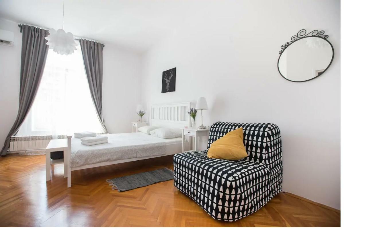 Oberiter Apartments - Center Of Zagreb, Fast Wifi, Ac, Kitchen, Parking エクステリア 写真